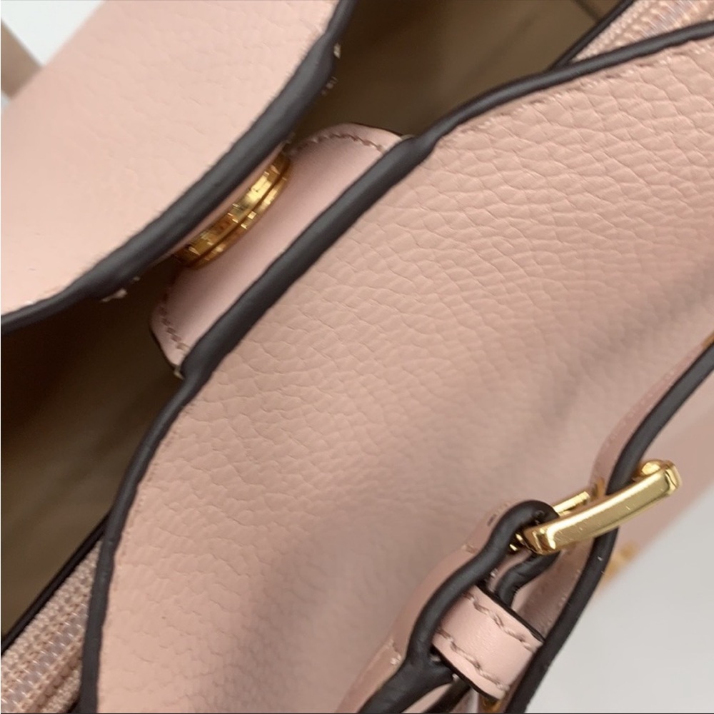 NWT MICHAEL KORS EMILIA LARGE EAST WEST TOTE BAG POWDER BLUSH COLOR - Picture 10 of 11